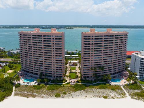 Crescent Beach Club 12E-N - image 3