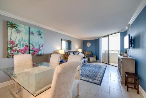 Remarkable Hudson Condo with Coastal Views! in Hudson, USA