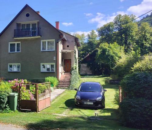 Viesnīcas āriene, Ubytovanie na Hasičskej ulici (Ubytovanie na Hasicskej ulici) in Hubova