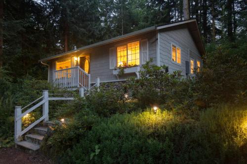 A Hidden Haven Cottages in Port Angeles