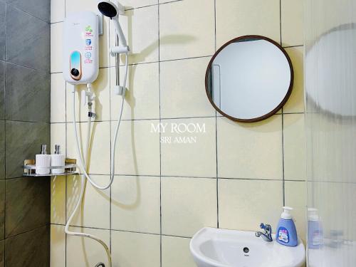 스리 아만 My Room Sri Aman 2성급 싱글룸 수영장