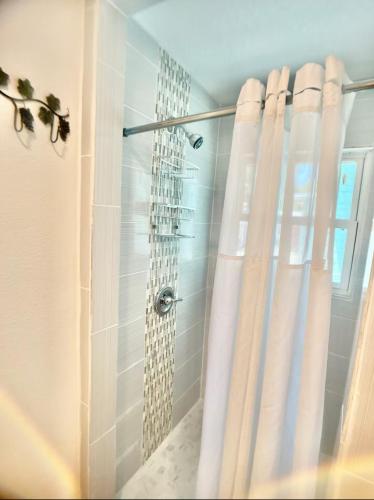 Mediterranean Apartment 5 min from the beach in car in Clearwater City Center