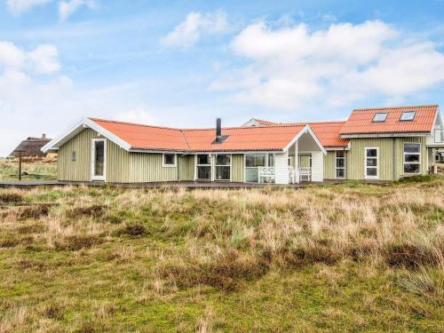 4 star holiday home in Fanø – khách sạn tại Sonderho