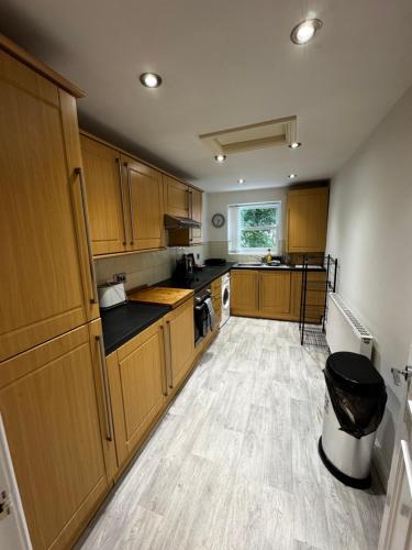 No 4 AT SANDRINGHAM - LARGE 2 BED NEAR SEFTON PARK, Liverpool (photo 8)