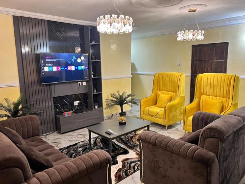 Ajoke Place A – khách sạn tại Akowonjo