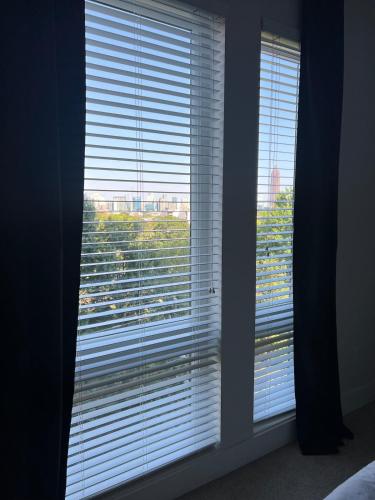 City-View Luxe Stay 7 Mins to Mercedes-Benz in English Avenue