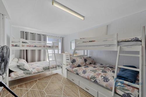 16 Banksia Court in Woodgate