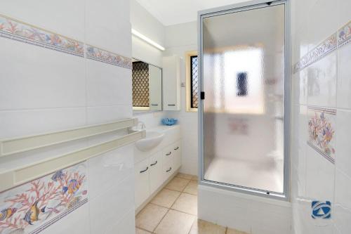 25 The Esplanade in Woodgate