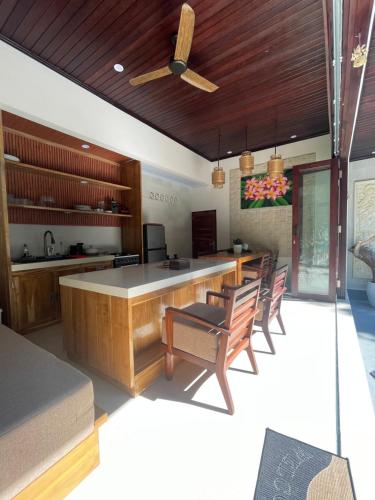 발리 Pranajaya paradise 4성급 싱글룸 레스토랑