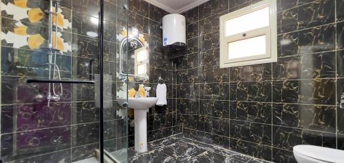 Laviana Pyramids Inn - image 7