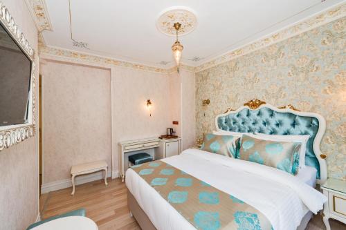 Hotel 1453 - image 2