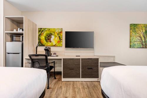 Arbor Suites Medical Mile - image 3
