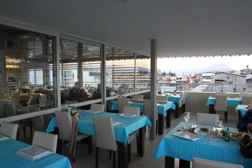 ห้องอาหาร, Deveci Hotel in ซิลิฟเค