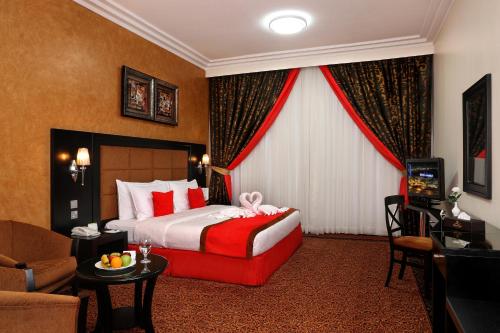 Royal Grand Suite Hotel - image 5