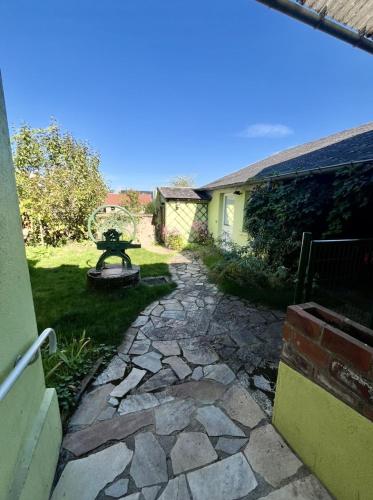 les chaussons d'arlequine in Dompierre-Sur-Besbre