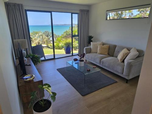Apartment at the Beach, Red Beach