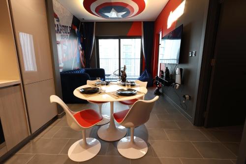 Facilities, Capsule Super Heroes - Playstation 5 Burj Khalifa View - Near Downtown Dubai in Nad Al Sheba