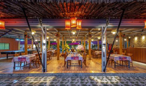 Ресторан, Cat Ba Serena Homestay And Swimming Pool in Катба