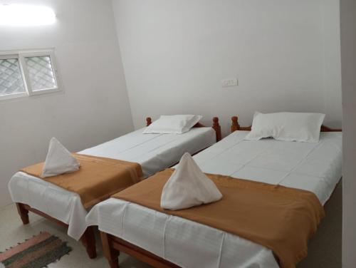 LEO RESIDENCY INN SIRUMALAI in Sirumalai