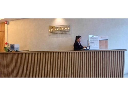 Lobi, Dancenter Airport Hotel - Grey Hotel in Malabanas