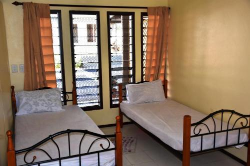 Westfield Homestay Fiji, Nadi (photo 8)