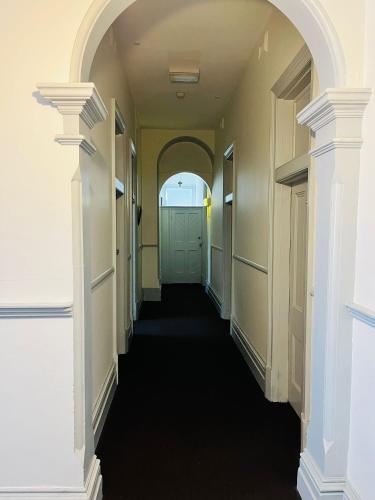 Leura Hotel in Camperdown (VIC)