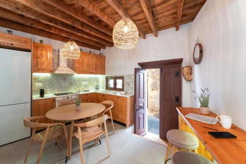 Rodos Old Town Aqua Luxury House 5