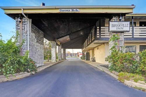 Brookville Inn By OYO Near Dayton International Airport in Brookville, USA