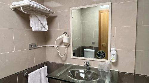 B&B HOTEL Tarragona Reus Room Type - Standard Twin Room