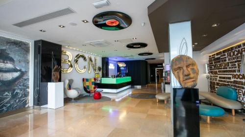 Evenia Rocafort - image 14