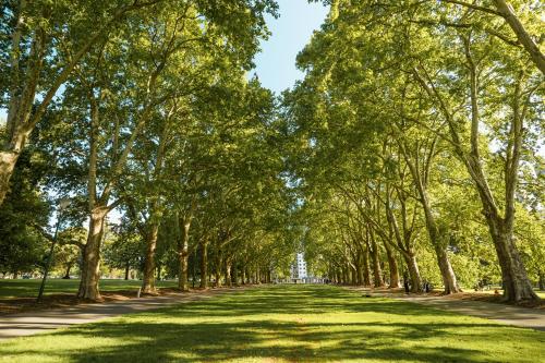 Carlton Gardens Urban Hideaway Escape in أخرى