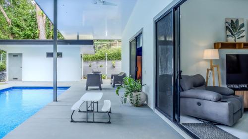 Modern Retreat in the Rainforest with River Access in Tortugal