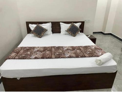 Nakshatra Palace Ayodhya – Ayodhya, VA