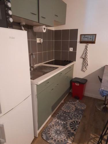 Studio 23 m2, proche centre, calme, WIFI, pk near Anis & Canisse