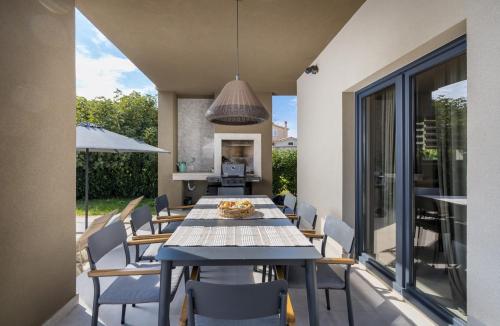 Villa Tonina by Villsy in Filipana
