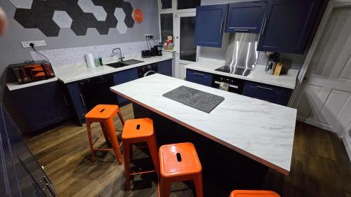 Amazing Property Amazing Location – khách sạn tại Easton
