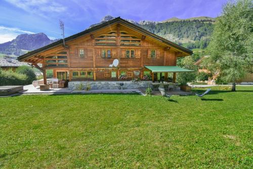 Chalet Mitoyen - Solar Est