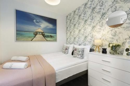 Cozy Beachside Falla by Elite Apartments - image 4