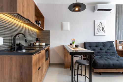 Kitchen, Estudio Moderno em Laranjeiras in Laranjeiras