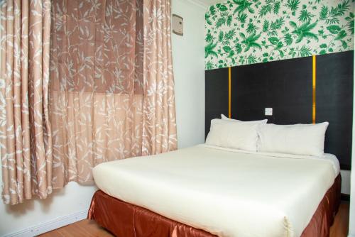 Kings Premier Inn Room Type - Standard Double Room