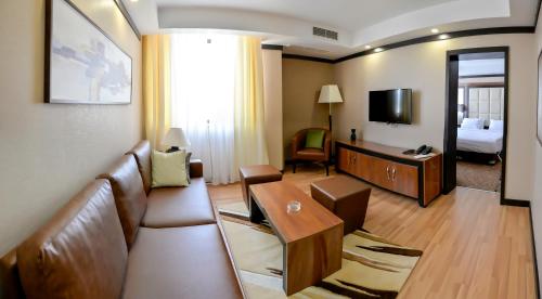 Hotel Cartoon Razgrad Room Type - Standard Suite