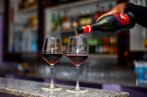 Baras / poilsio zona, Kings Premier Inn in Mlolongo