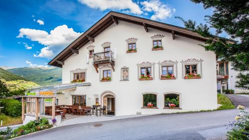 Hotel Gasthof Handl in Schönberg im Stubaital, Österreich