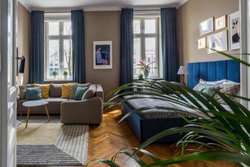 Between Old Town and Kazimierz - Fragola Room Type - Petrol Blue 2-Room Apartment 