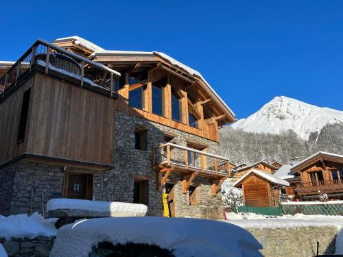 Chalet Louisette luxe, Bain Nordique, 3 Vallees -Navette privee in Les Varcins
