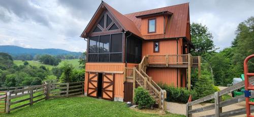 Mio Nido at Eagles Nest in Newland, USA