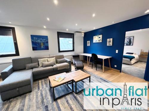 166 - Urban Luxury Apartment in Center of Paris, Paryż