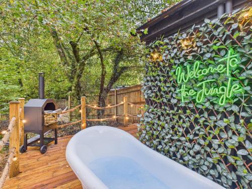 บริการและสิ่งอำนวยความสะดวก, Lake View Lodge & Outdoor Bath in อีท แกรนสเตรด