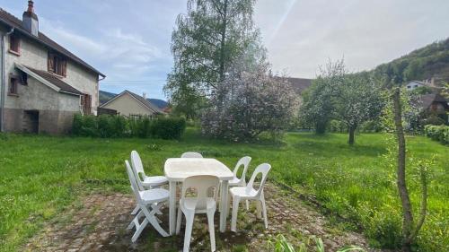 Gîte Marchand (Gite Marchand) in Haut-du-Them-Château-Lambert