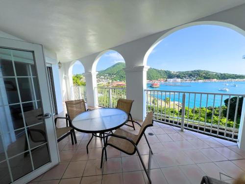 Balcony/terrace, Bluebeard's Castle Resort in Charlotte Amalie